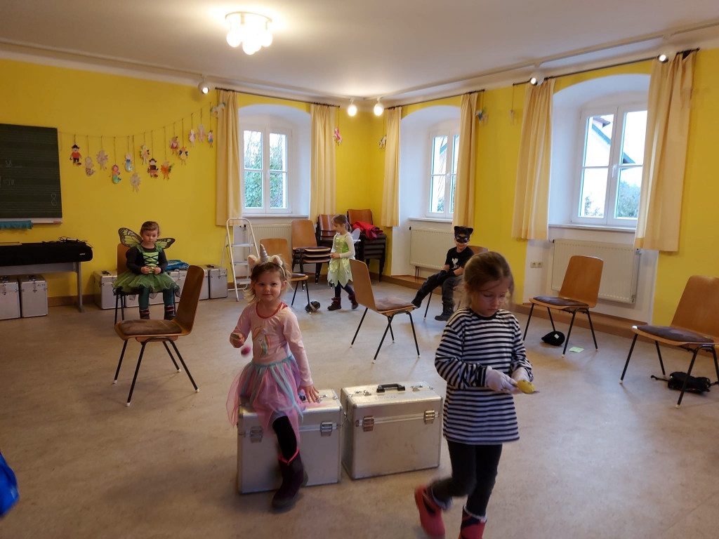 Spiel und Spaß beim Kinderfasching 2022 - Bild: Susanne Stark