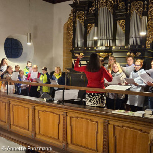 Singkreis und Kinder- und Teeniechor "Wild Voices"